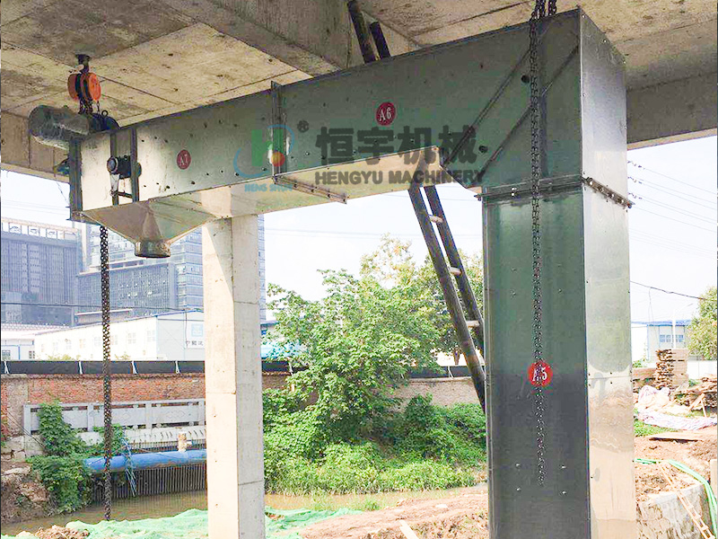 江蘇某環(huán)?？萍加邢薰?Z型提升機(jī)